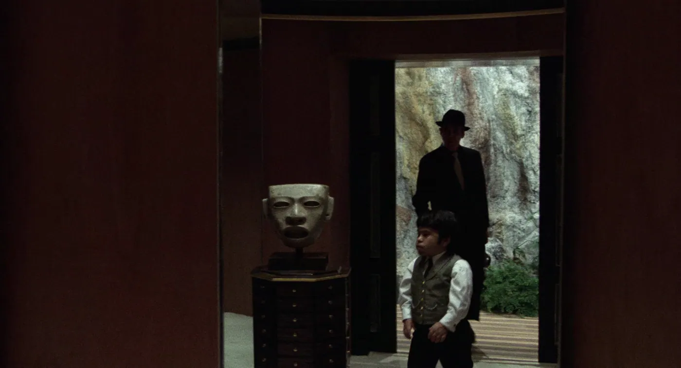L'Homme au pistolet d'or