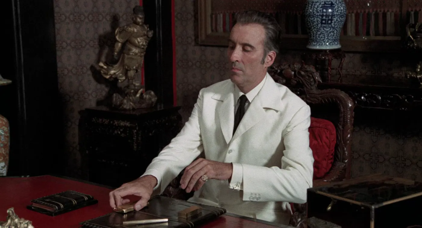L'Homme au pistolet d'or