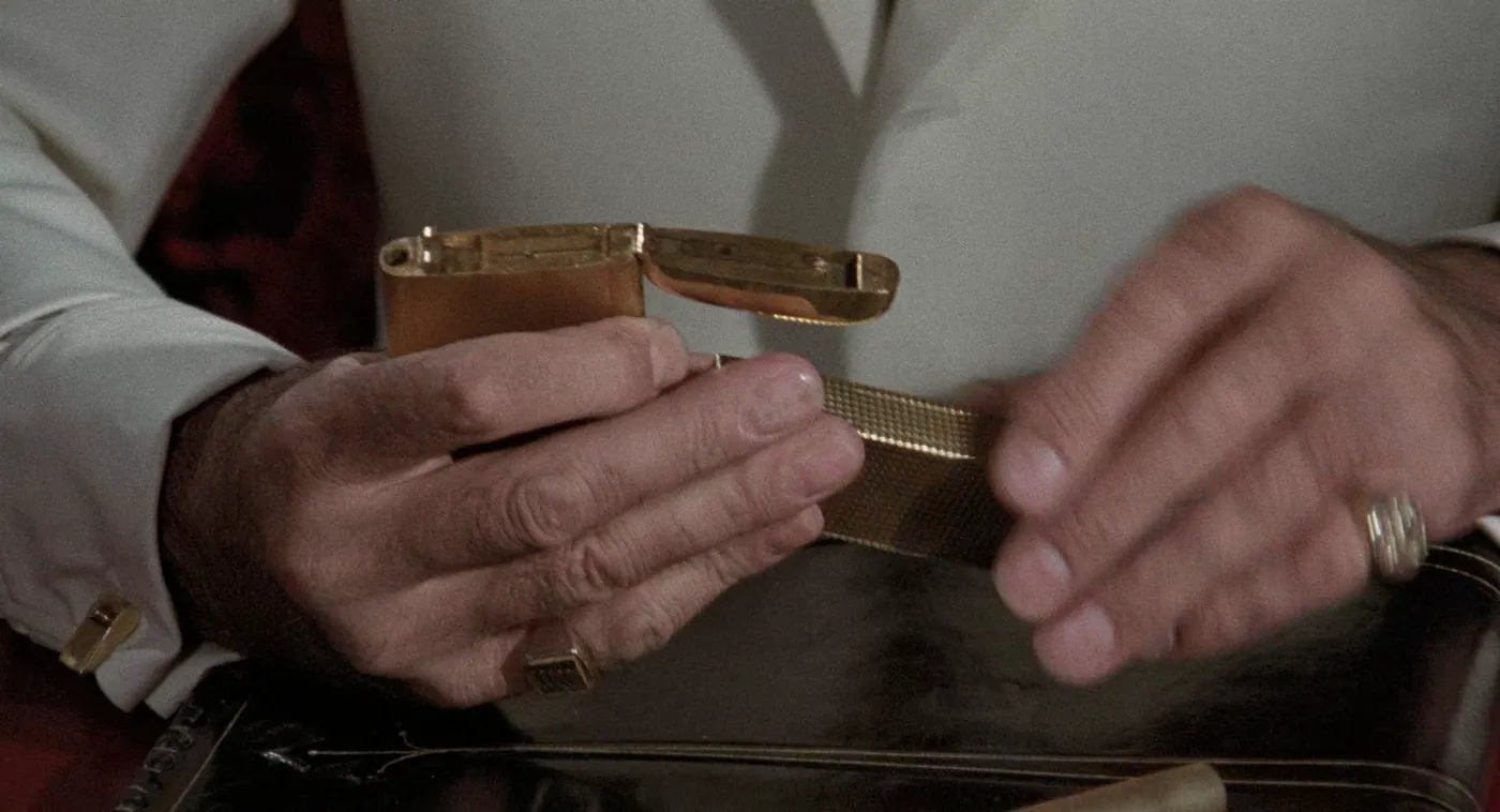 L'Homme au pistolet d'or