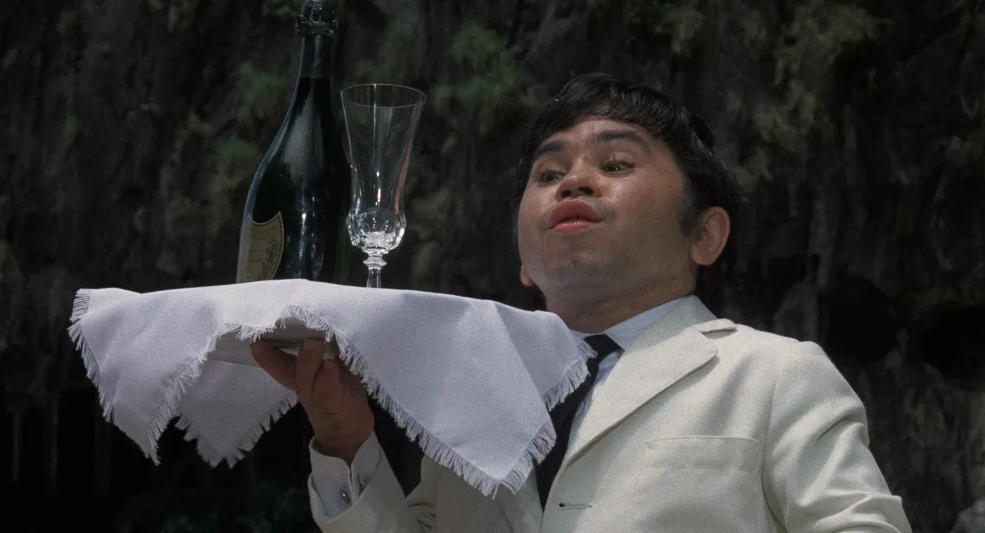 L'Homme au pistolet d'or