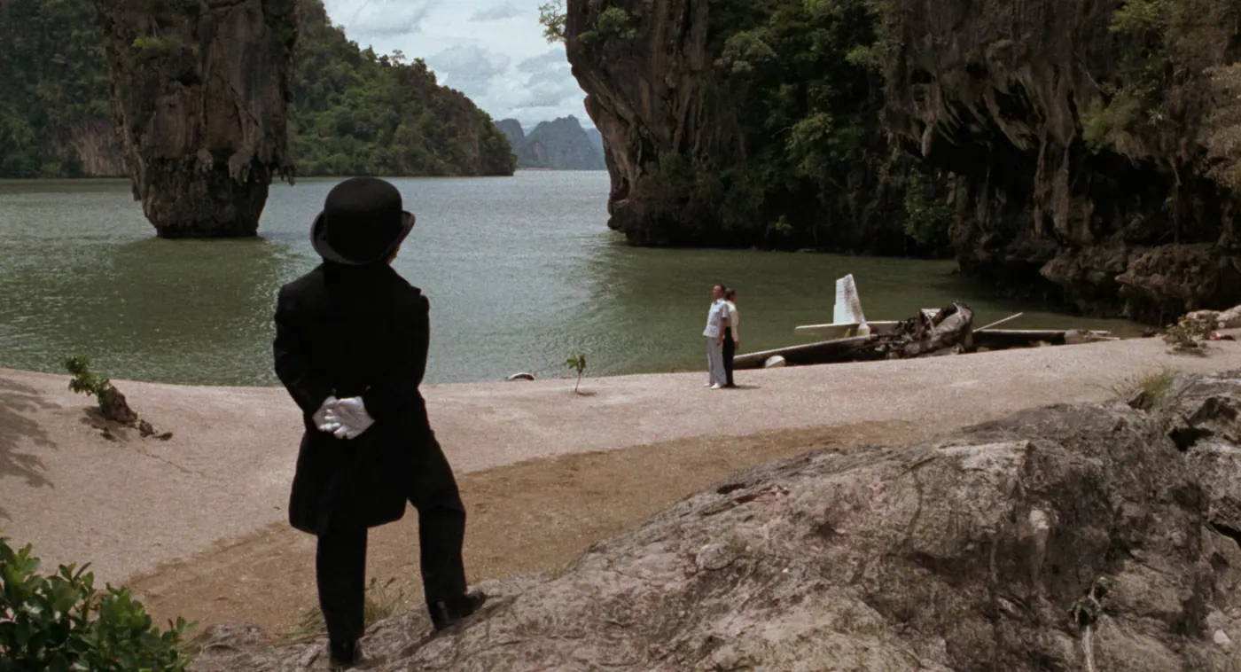 L'Homme au pistolet d'or