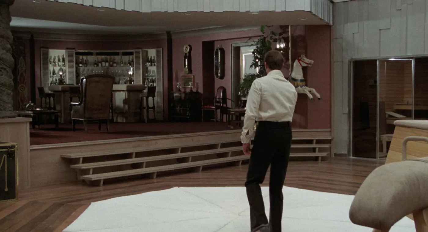 L'Homme au pistolet d'or
